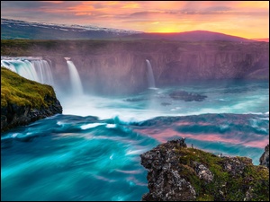 Góry, Zachód słońca, Skały, Islandia, Chmury, Wodospad Godafoss