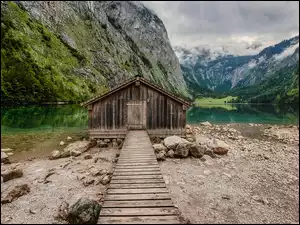 Chmury, Pomost, Szopa, Kamienie, Góry, Niemcy, Park Narodowy Berchtesgaden, Alpy, Jezioro Obersee, Lasy