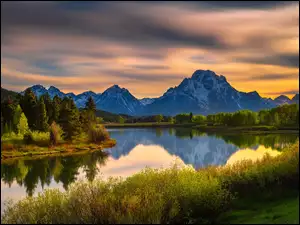 Stany Zjednoczone, Góry, Stan Wyoming, Zachód słońca, Park Narodowy Grand Teton, Teton Range, Rzeka, Drzewa, Snake River