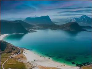 Wybrzeże, Norwegia, Lofoty, Góry, Morze, Plaża Haukland