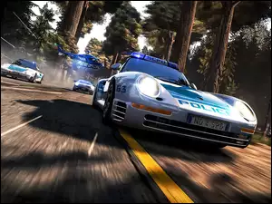 Scena pościgu z gry Need for Speed Hot Pursuit Remastered