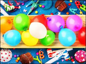 Urodzinowe balony i słodycze