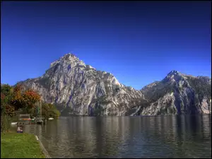 Jezioro, Austria, Łódź, Góry, Kobieta, Domki, Drzewa