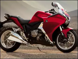 Czerwony motocykl Honda