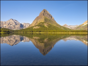 Odbicie, Jezioro, Góry, Stan Montana, Swiftcurrent Lake, Drzewa, Stany Zjednoczone, Park Narodowy Glacier