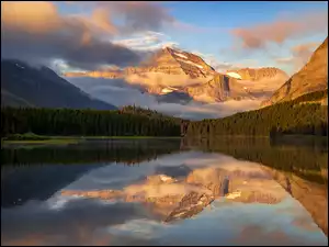 Park Narodowy Glacier, Góry, Stan Montana, Stany Zjednoczone, Jezioro Swiftcurrent Lake
