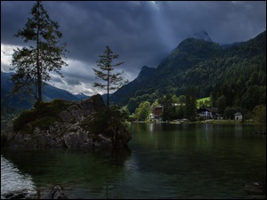 Jezioro, Hintersee, Niemcy, GĂłry, Drzewa, Domy, SkaĹy