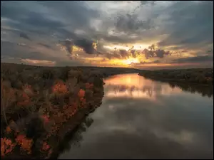 Rosja, Rzeka Don, Drzewa, ZachĂłd sĹoĹca