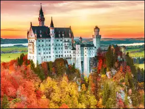 Bawaria, Niemcy, Drzewa, Wzgórza, Zamek Neuschwanstein, Jesień