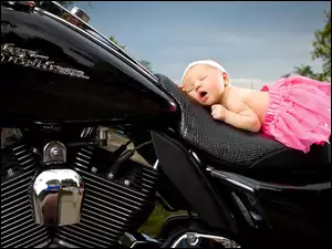 Harley-Davidson, Śpiąca, Dziewczynka, Motor