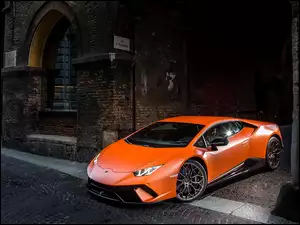 Pomarańczowe Lamborghini Huracan