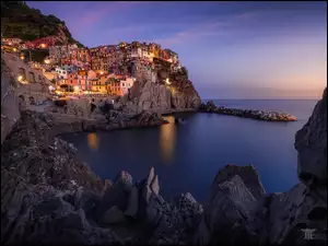Gmina Riomaggiore, Cinque Terre, Domy, Liguria, Manarola, Morze Liguryjskie, WĹochy, SkaĹy