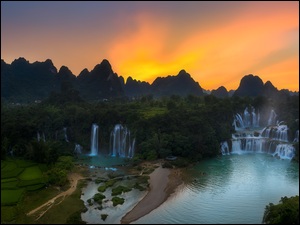 GĂłry, Wodospad, Rzeka, ZachĂłd sĹoĹca, Ban Gioc Waterfall, Cao Bang, Wietnam, Jezioro