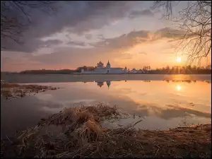 Monaster Ipatiewski, Klasztor, Zachód słońca, Rosja, Rzeka Kostroma, Kostroma