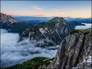 Dolomity, Włochy, Góry, Wschód słońca, Dolina