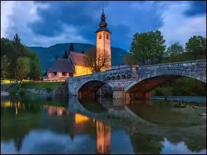 Jezioro Bohinj, Kościół św Jana, Słowenia, Most, Gmina Bohinj, Odbicie, Drzewa