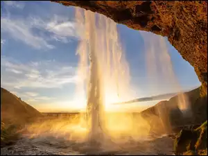 Seljalandsfoss, Promienie Słońca, Wodospad, Islandia, Skały