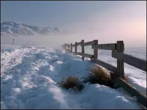 Ogrodzenie, Zima, Mgła, Grafika AI, Góry, Rośliny