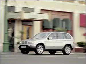 BMW, Srebrne, X5