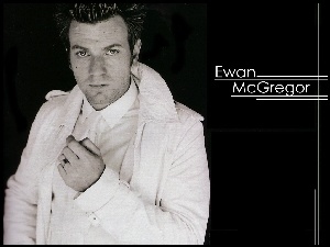 Ewan McGregor, biały strój
