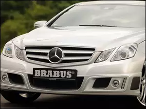 Brabus, Mercedes E-klasa, Atrapa