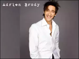 Adrien Brody, Uśmiech, Biała, Koszula