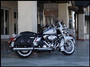 Szyba, Harley Davidson Road King Classic, Sakwy