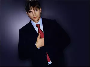 Krawat, Ashton Kutcher, Czerwony
