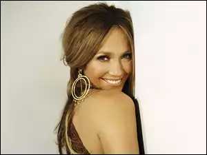 Jennifer Lopez, Kolczyki