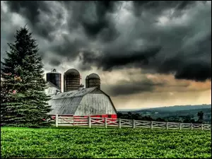 Farma, Ciemne, Chmury