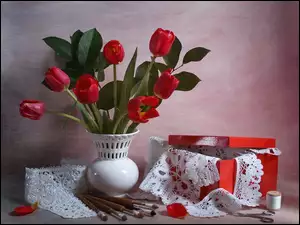Tulipany, Wazon, Czerwone