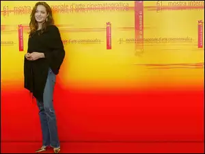 złote buty, Angelina Jolie, jeansy