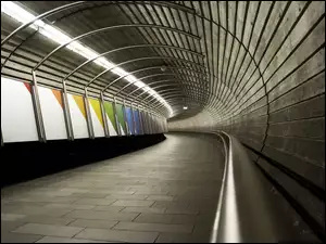 Podziemny, Tunel