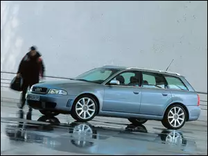 Audi RS4, Avant