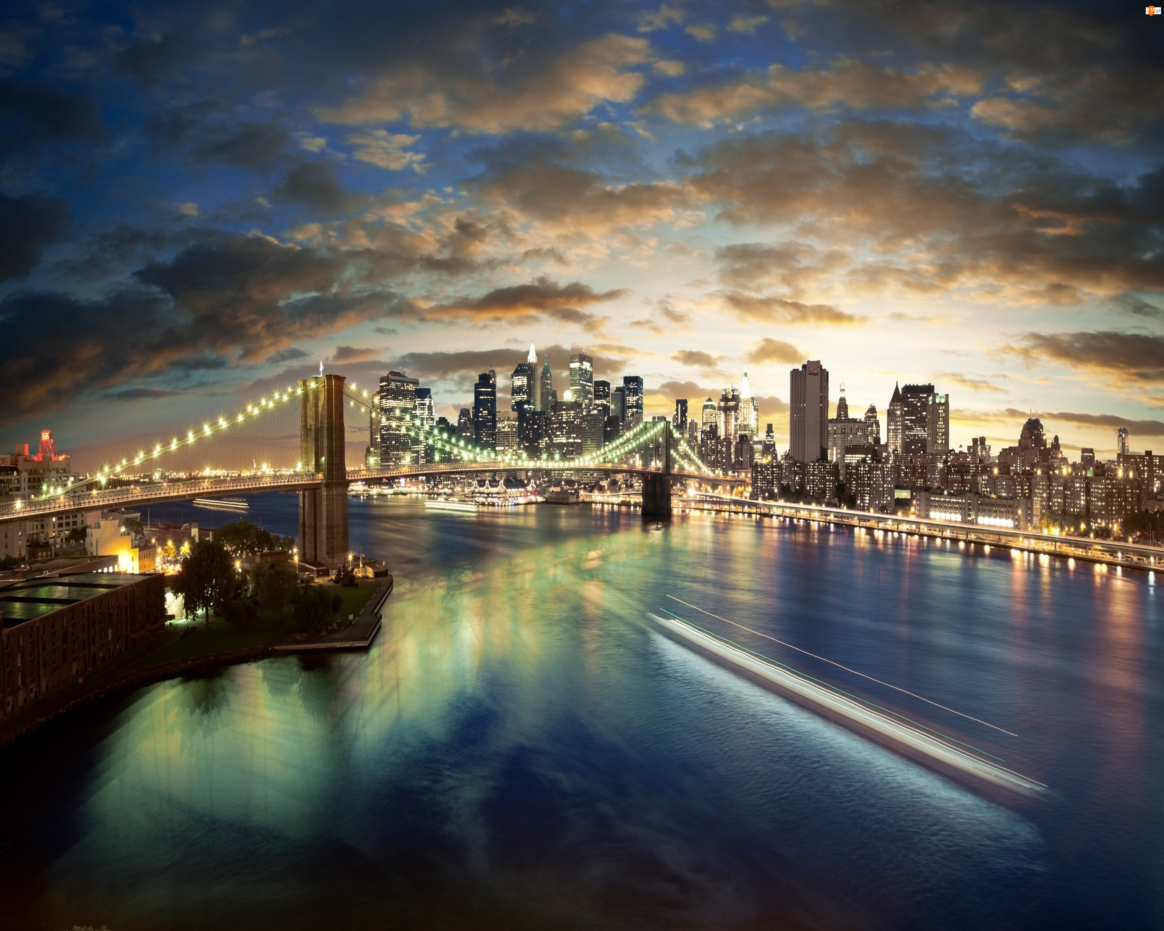 Most, Nowy Jork, Rzeka, Miasto