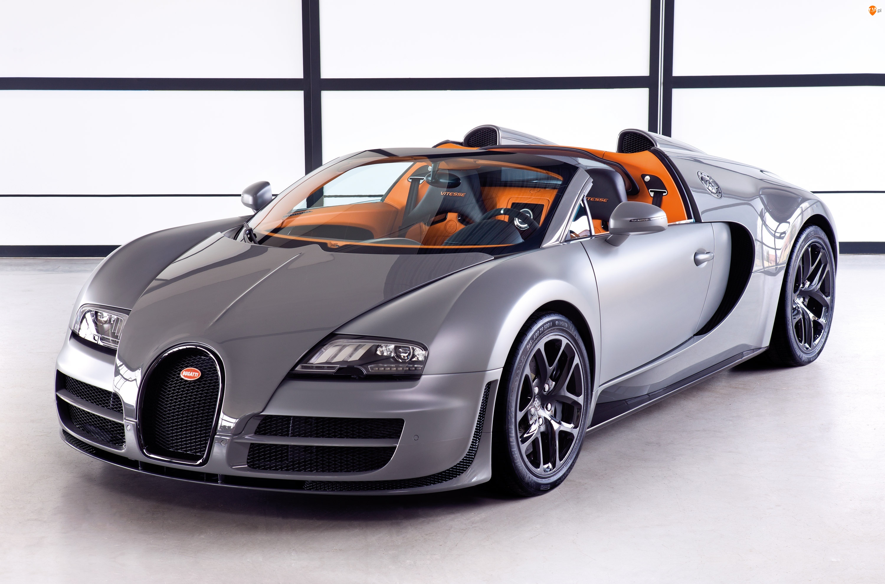 Srebrne, Bugatti Veyron