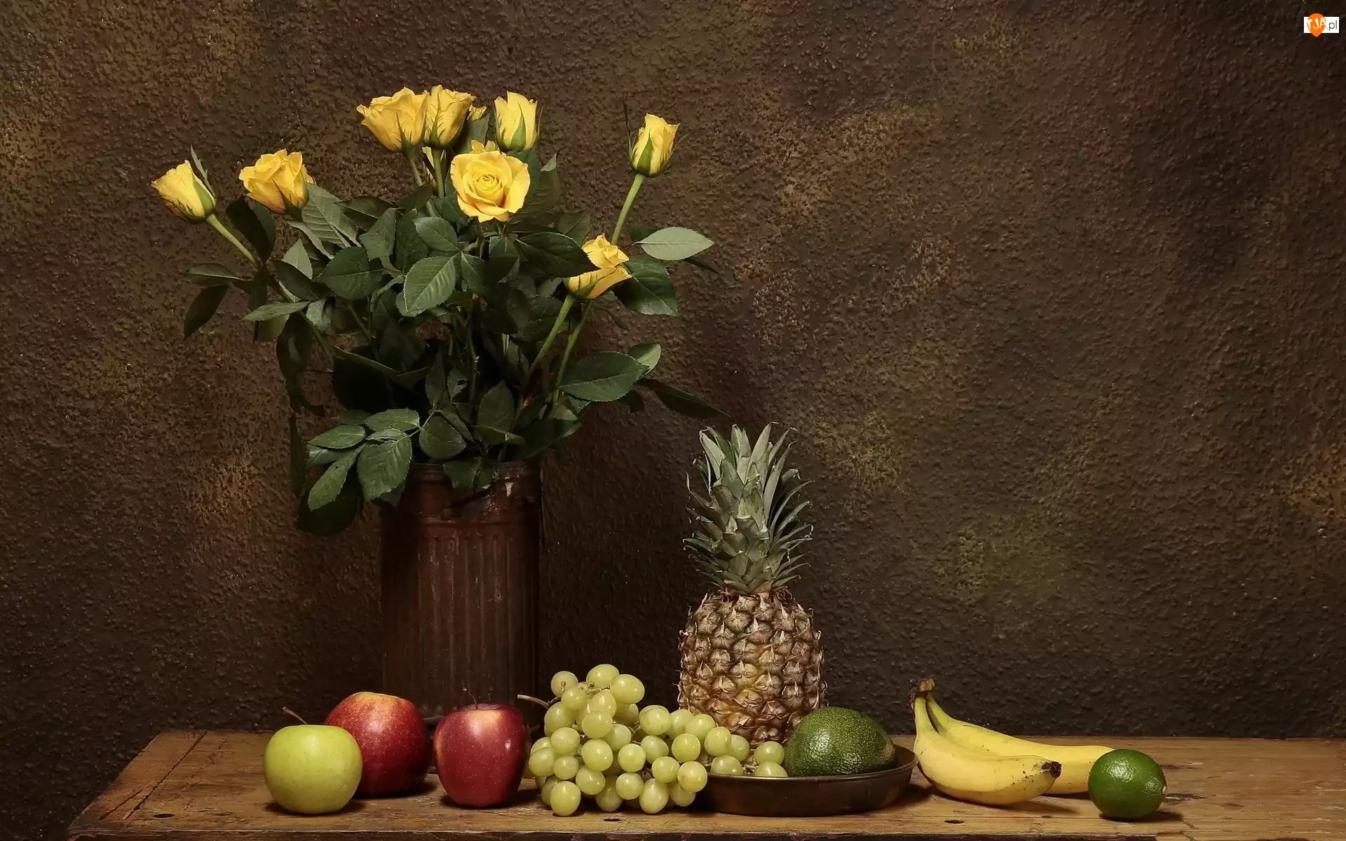 Banany, Winogrona, Róż, Bukiet, Limonka, Ananas, Jabłka