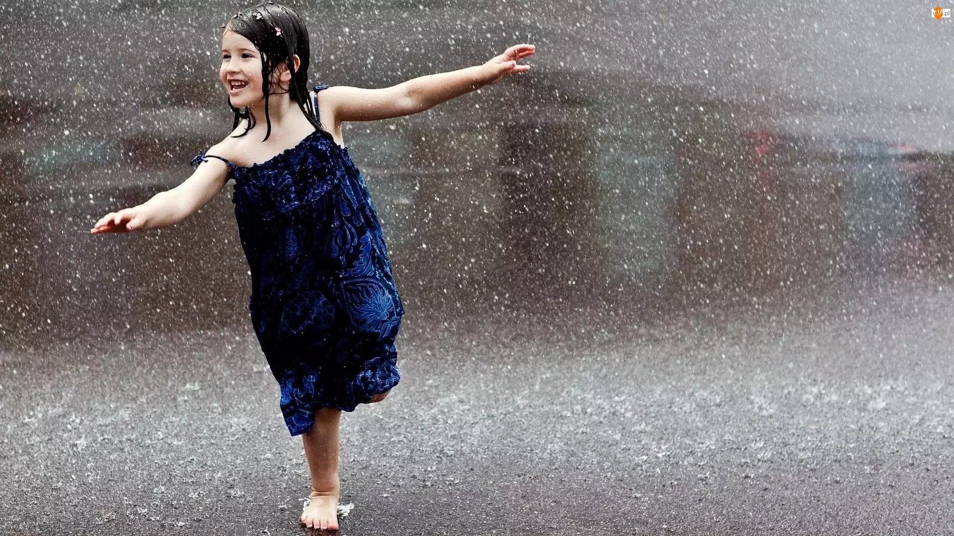 Deszcz, Dziewczynka, Sukienka