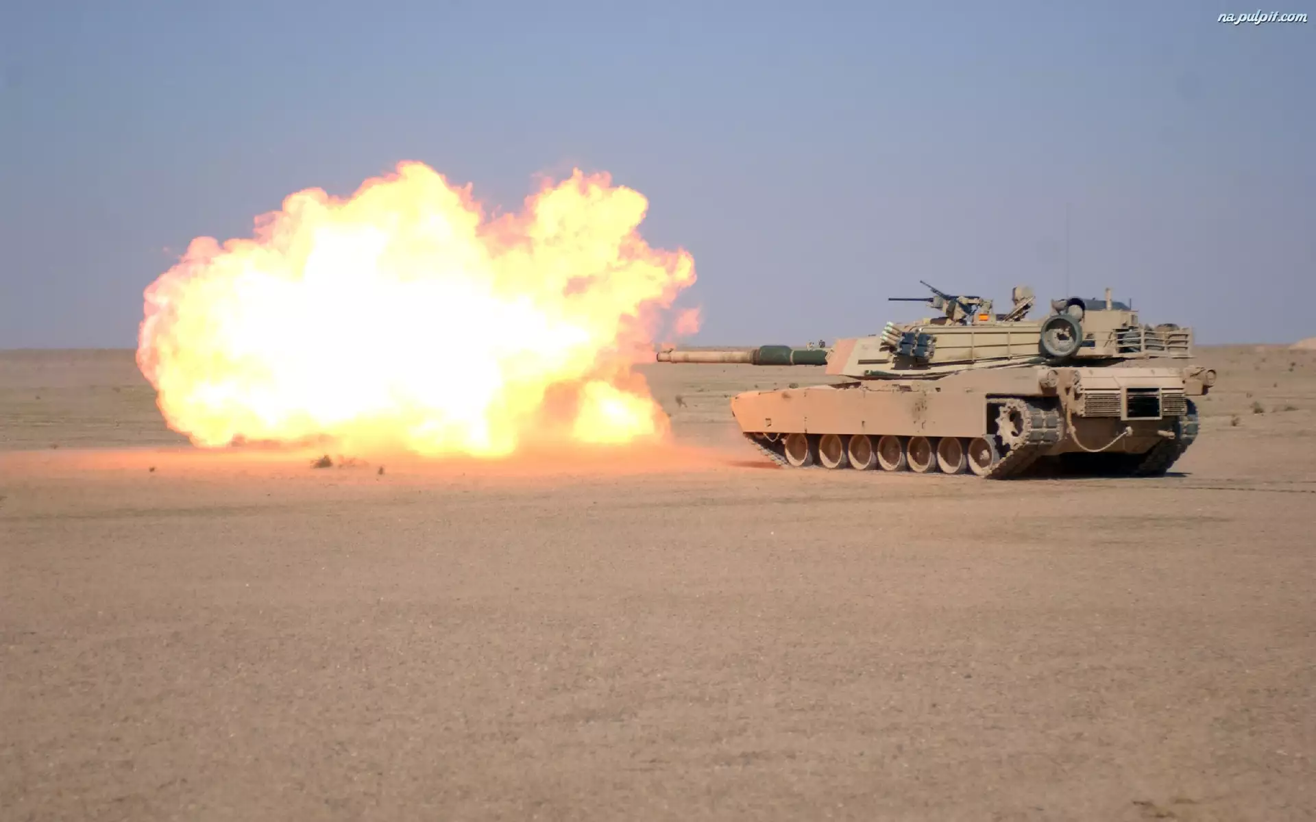 M1A1 Abrams, Pustynia, Strzał, Ogień