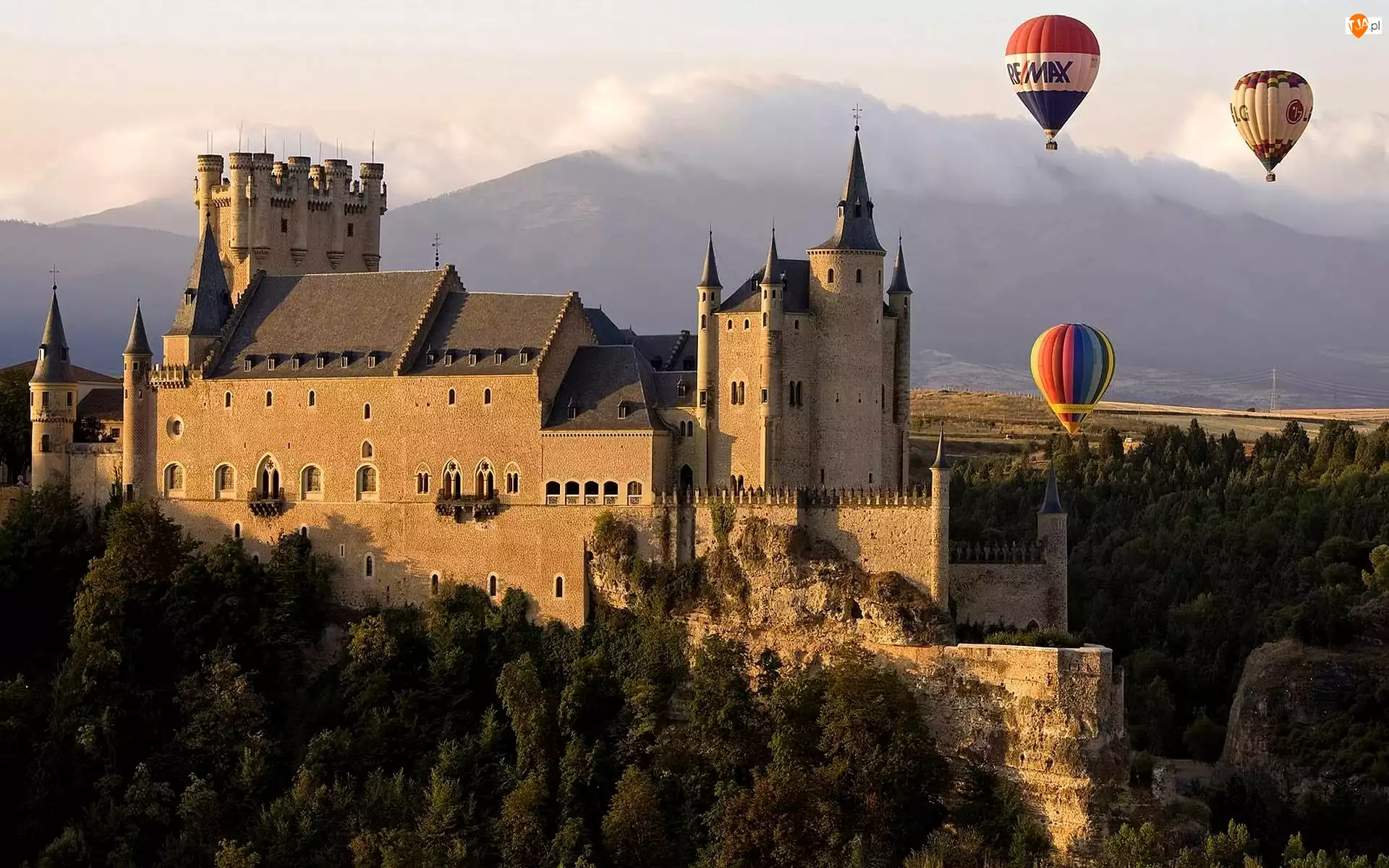 Balony, Hiszpania, Alkazar, Zamek, Segowia
