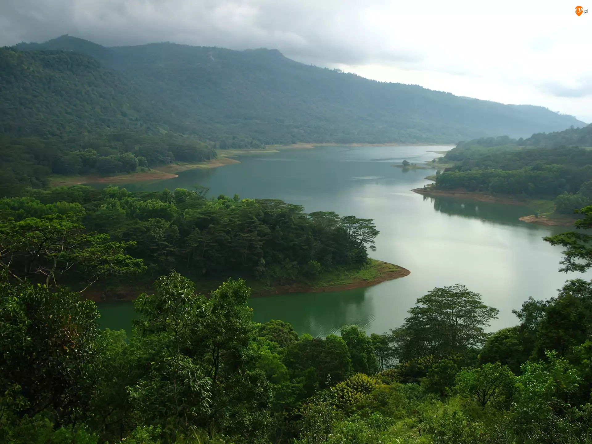 Sri Lanka, Jezioro, Góry, Drzewa