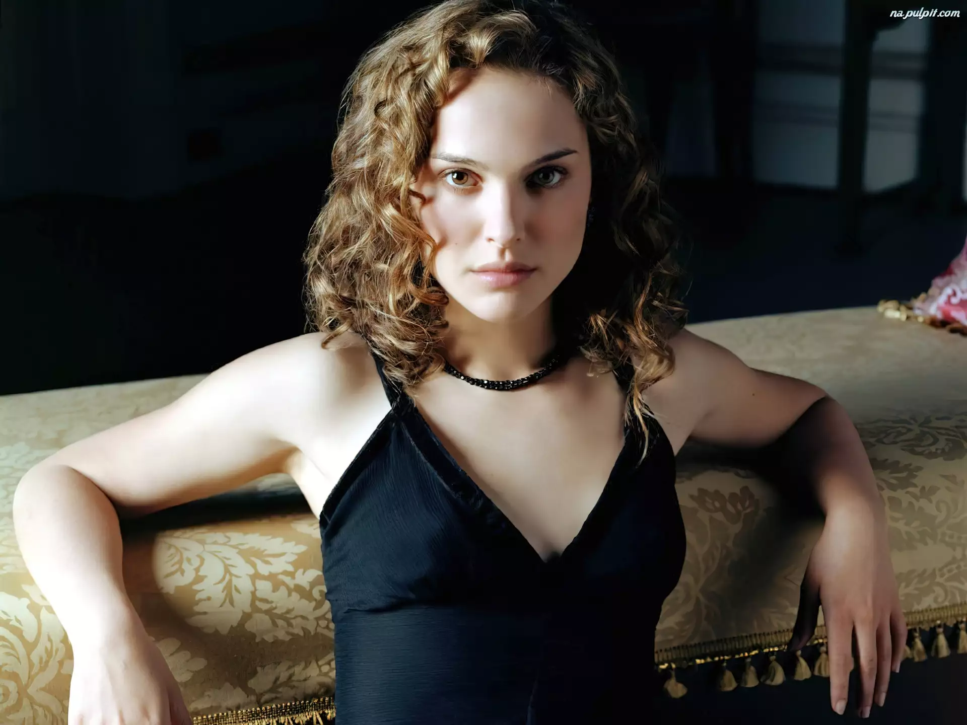 Czarna Sukienka, Natalie Portman