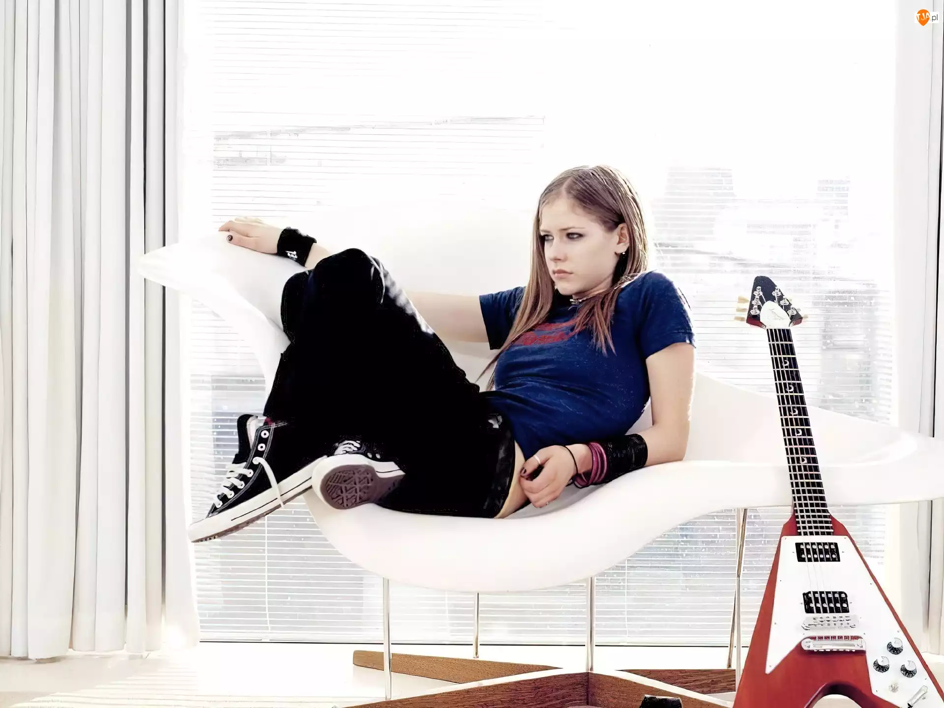 Okno, Avril Lavigne