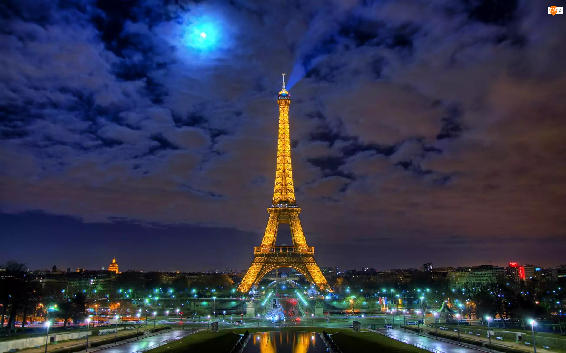 Paryż, Wieża Eiffla, Noc