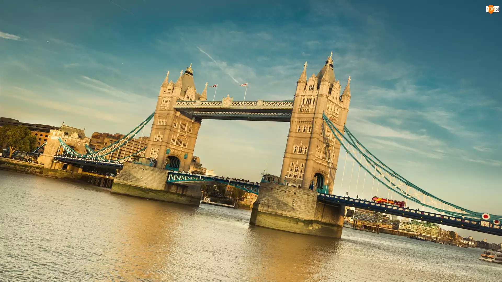 Londyn, Most, Rzeka