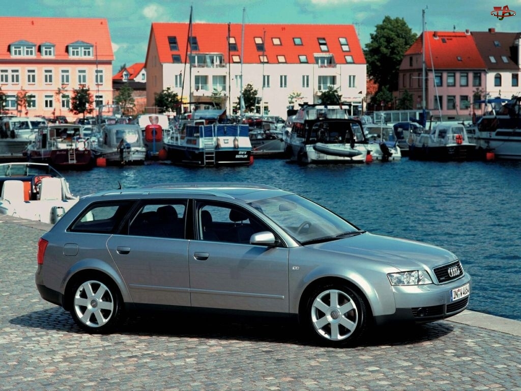 Audi A4, Jachty