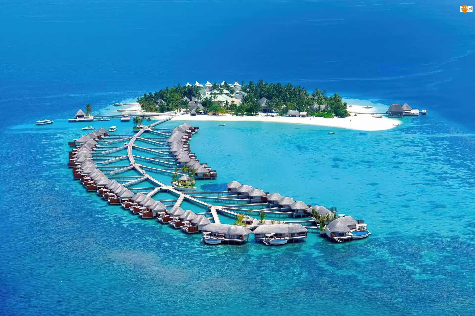 Malediwy, Ocean, Kurort