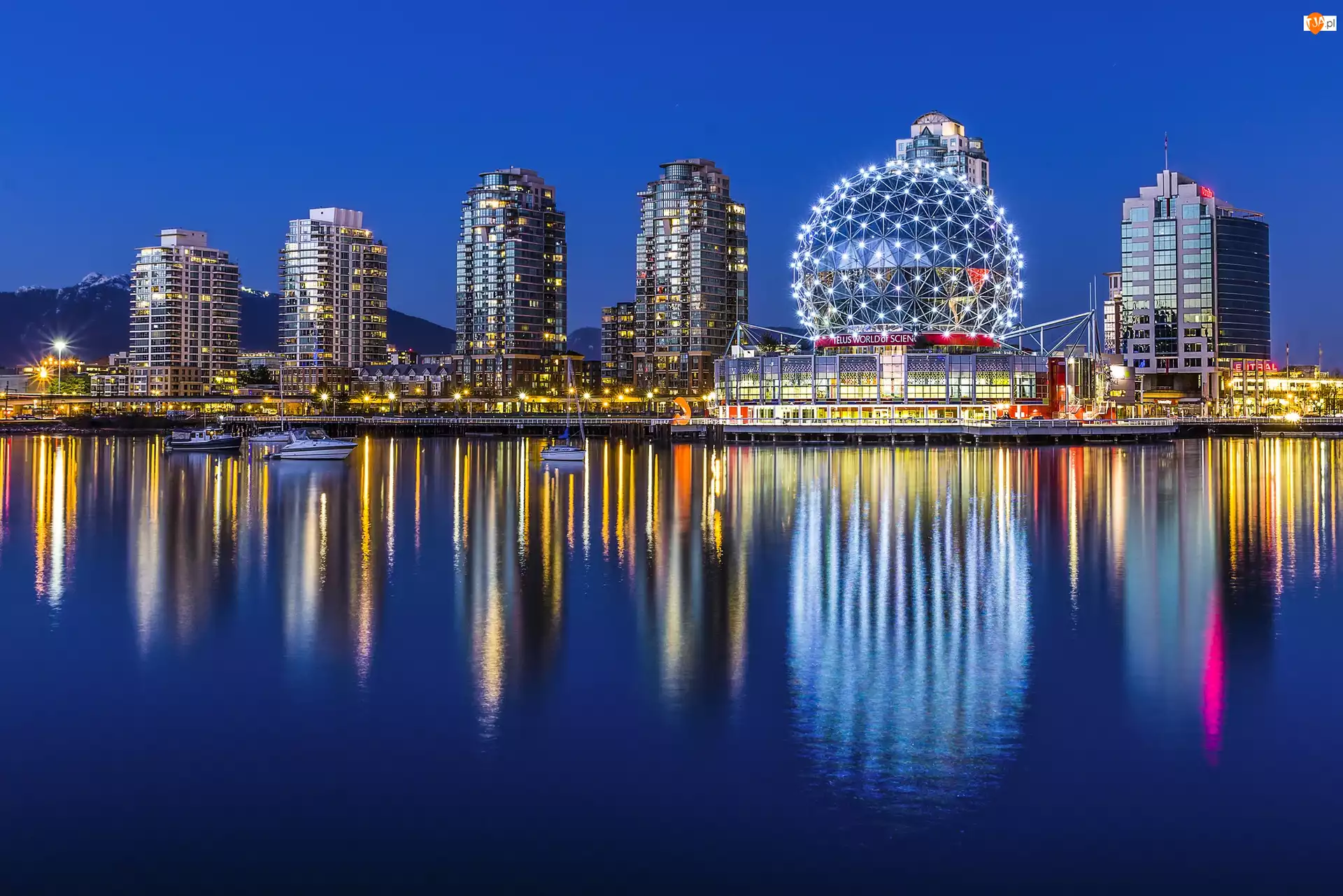 Noc Vancouver, Rzeka, Miasto, Wieżowce