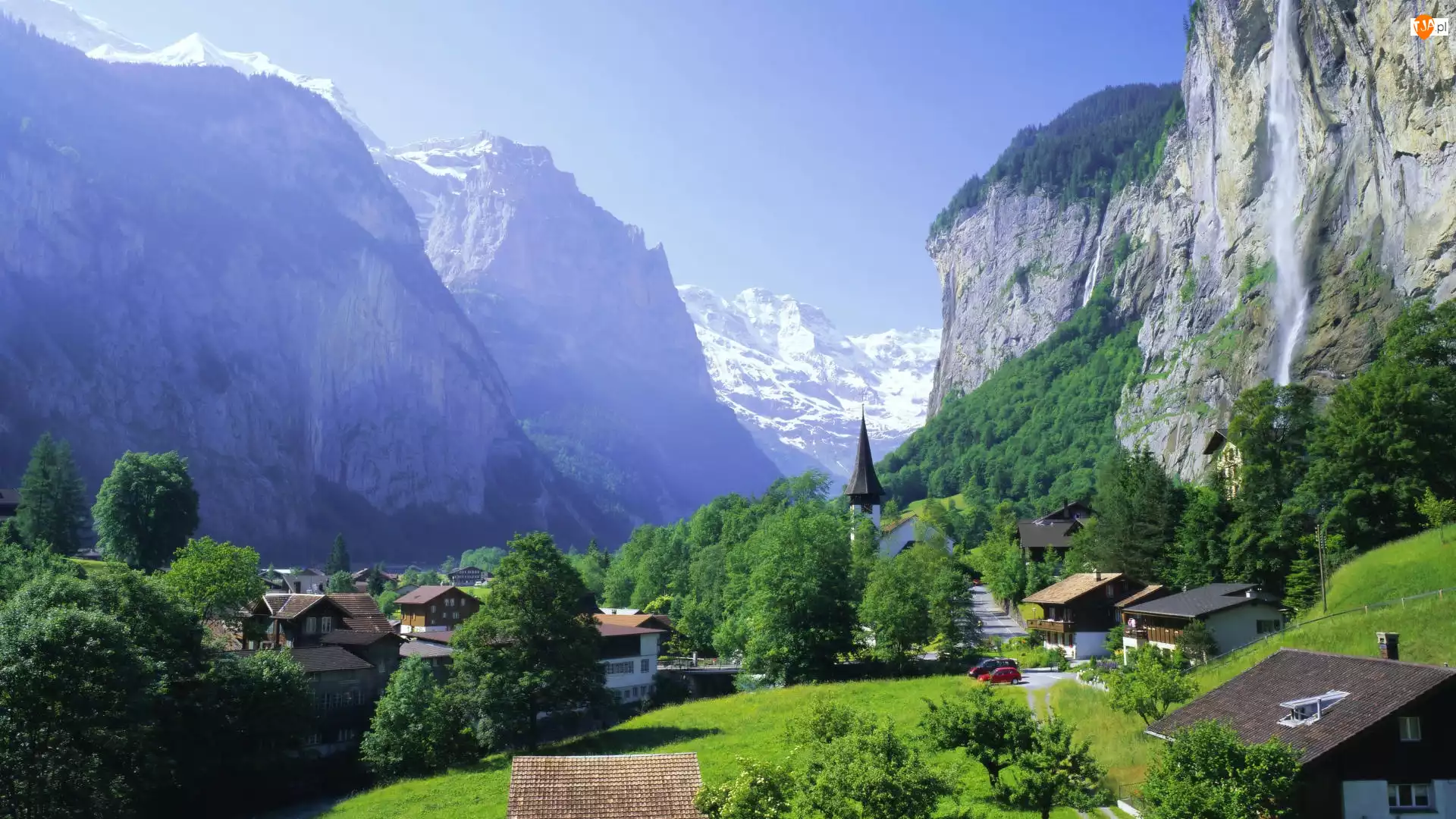 Wodospad, Góry, Drzewa, Szwajcaria, Domy, Lauterbrunnen