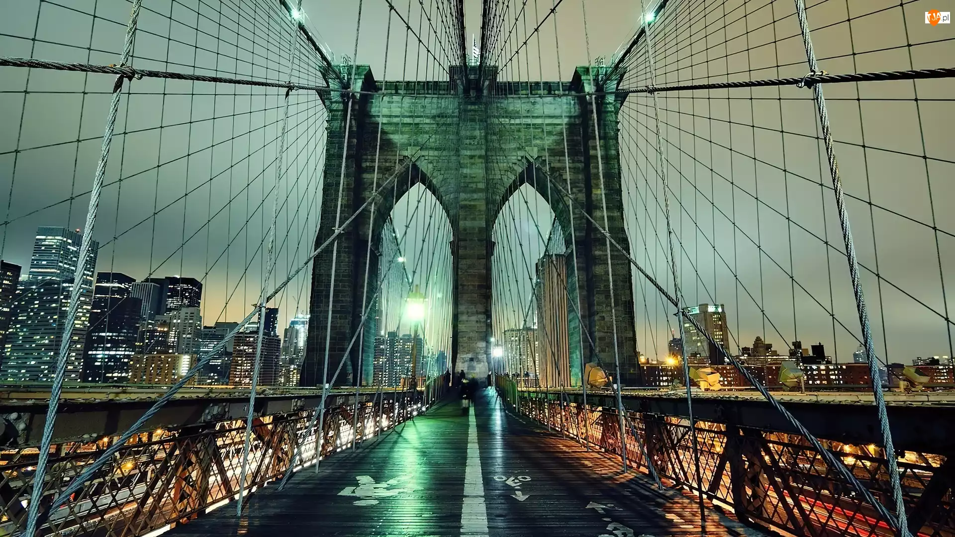 Nowy Jork, Brooklyn Bridge, Noc